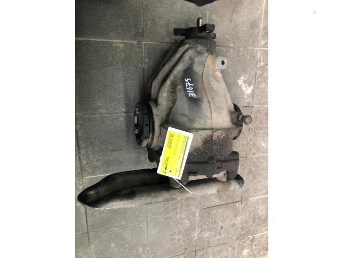 Gebrauchte Differential hinten Mercedes S (W220) 4.3 S-430 V8 24V Preis € 156,45 Margenregelung angeboten von Wessel Parts & Service B.V.