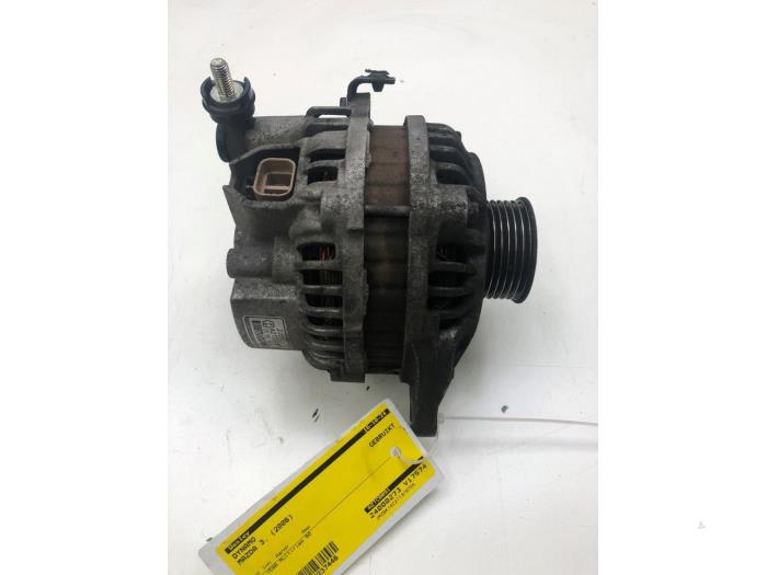 Begagnade Dynamo Mazda 3 Sport (BK) 1.6i 16V Pris € 40,95 Marginaltabell erbjuds av Wessel Parts & Service B.V.