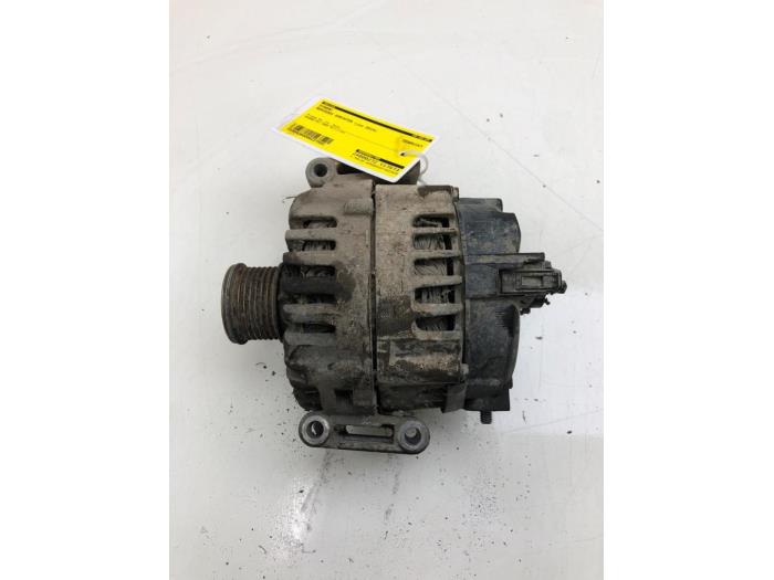 Gebrauchte Dynamo Mercedes Sprinter 3,5t (906.63) 319 CDI,BlueTEC V6 24V Preis € 156,45 Margenregelung angeboten von Wessel Parts & Service B.V.