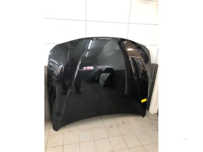 Używane Maska BMW 3 serie Touring (F31) 318d 2.0 16V Cena € 313,95 Procedura marży oferowane przez Wessel Parts & Service B.V.