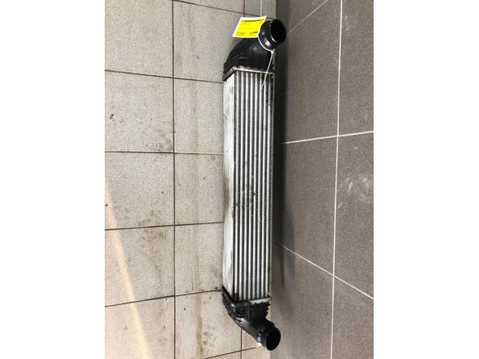 Usados Intercooler Opel Astra K Sports Tourer 1.6 CDTI 110 16V Precio € 93,45 Norma de margen ofrecido por Wessel Parts & Service B.V.