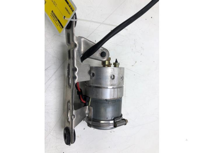 Gebrauchte Pumpfederung (Hydr.) Porsche Boxster (986) 2.7 24V Preis € 208,95 Margenregelung angeboten von Wessel Parts & Service B.V.