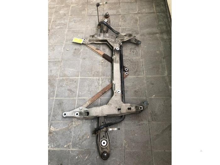 Usagé Faux châssis Porsche Boxster (986) 2.7 24V Prix € 261,45 Règlement à la marge proposé par Wessel Parts & Service B.V.