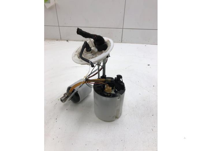 Usagé Pompe d'injection Audi A4 Allroad Quattro (B8) 2.0 TFSI 16V Prix € 103,95 Règlement à la marge proposé par Wessel Parts & Service B.V.