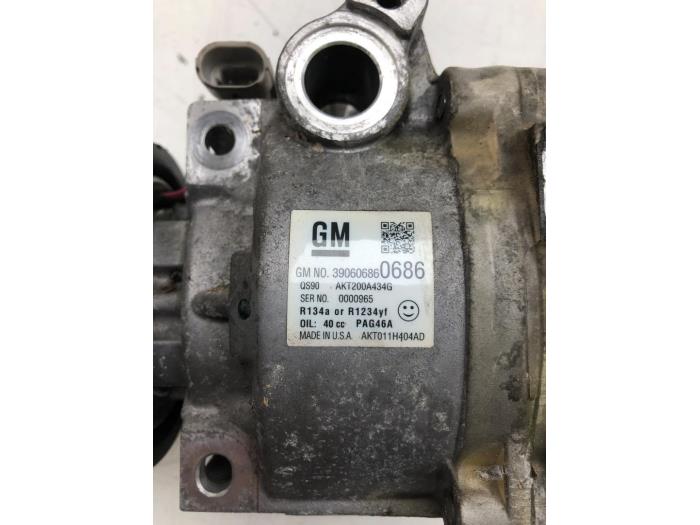 Usagé Compresseur de clim Opel Mokka/Mokka X 1.7 CDTI 16V 4x2 Prix € 261,45 Règlement à la marge proposé par Wessel Parts & Service B.V.