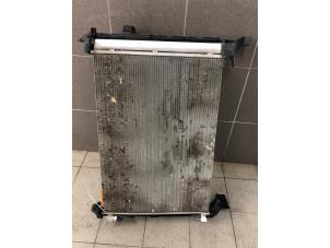 Usagé Radiateur clim Mercedes Vito (447.6) 1.7 114 CDI 16V Prix € 149,00 Règlement à la marge proposé par Autobedrijf G.H. Wessel B.V.