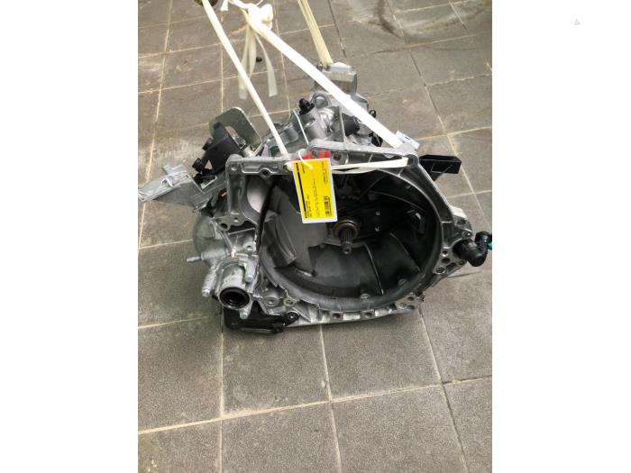Gebrauchte Getriebe Opel Astra L (F3/FB/FM/FP) 1.2 Turbo 110 12V Preis € 1.048,95 Margenregelung angeboten von Wessel Parts & Service B.V.