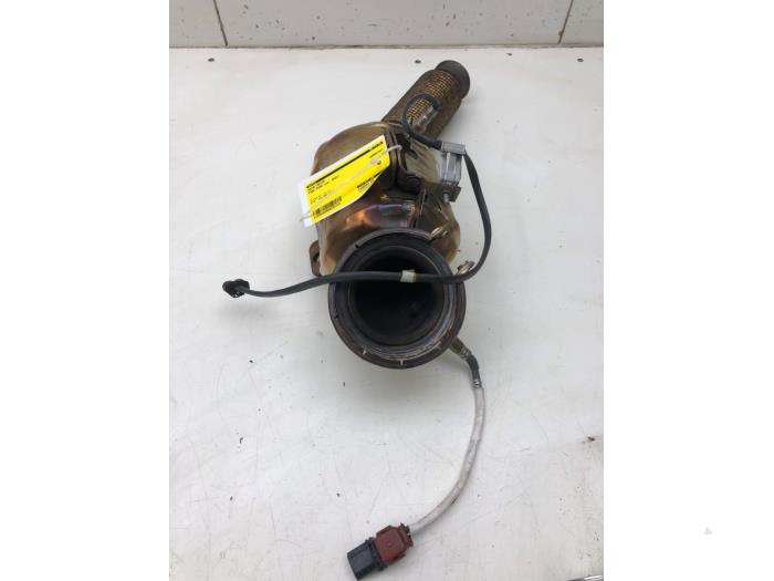 Używane Katalizator Ford Puma 1.0 Ti-VCT EcoBoost mHEV 12V Cena € 471,45 Procedura marży oferowane przez Wessel Parts & Service B.V.