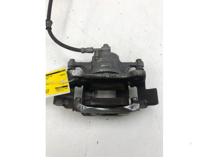 Gebrauchte Bremszange links vorne Ford Puma 1.0 Ti-VCT EcoBoost mHEV 12V Preis € 72,45 Margenregelung angeboten von Wessel Parts & Service B.V.