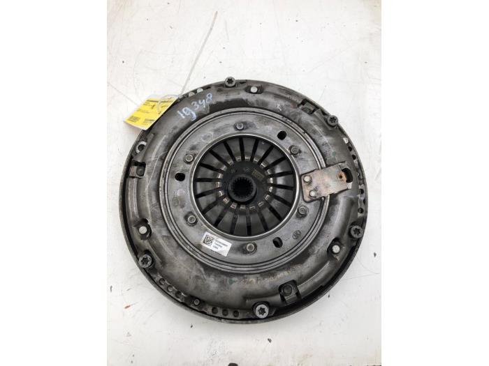 Used Flywheel Mercedes Vito (447.6) 1.7 114 CDI 16V Price € 236,25 Margin scheme offered by Wessel Parts & Service B.V.