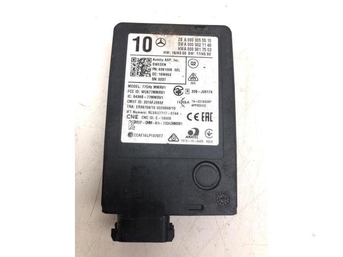 Begagnade Radarsensor Mercedes E (R238) E-300 2.0 Turbo 16V Pris € 236,25 Marginaltabell erbjuds av Wessel Parts & Service B.V.