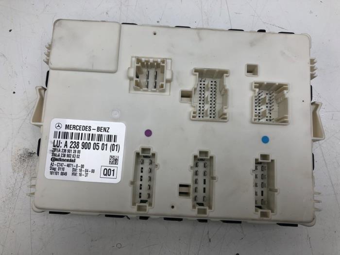 Gebrauchte Cabriodach Steuergerät Mercedes E (R238) E-300 2.0 Turbo 16V Preis € 313,95 Margenregelung angeboten von Wessel Parts & Service B.V.