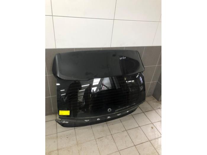 Begagnade Baklucka Volvo V40 (MV) 1.5 T3 16V Geartronic Pris € 208,95 Marginaltabell erbjuds av Wessel Parts & Service B.V.