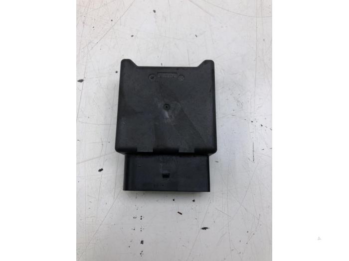 Usagé Module pompe carburant Volkswagen Polo VI (AW1) 1.0 TSI 12V Prix € 30,45 Règlement à la marge proposé par Wessel Parts & Service B.V.