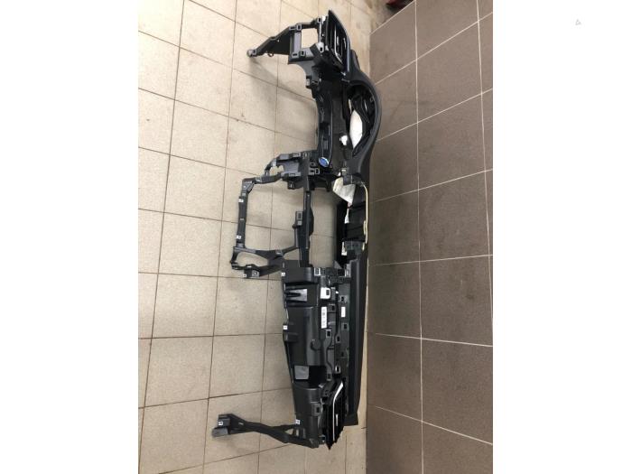 Używane Panel Toyota C-HR (X1,X5) 2.0 16V Hybrid Cena € 1.048,95 Procedura marży oferowane przez Wessel Parts & Service B.V.