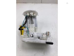 Gebrauchte Kraftstoffpumpe Elektrisch Toyota C-HR (X1,X5) 2.0 16V Hybrid Preis € 249,00 Margenregelung angeboten von Autobedrijf G.H. Wessel B.V.
