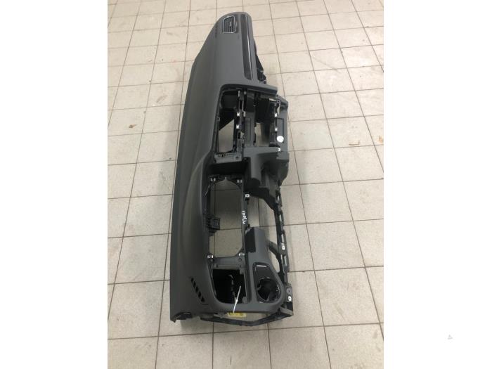 Używane Panel Volkswagen Golf VII (AUA) 1.4 TSI BlueMotion Technology 125 16V Cena € 733,95 Procedura marży oferowane przez Wessel Parts & Service B.V.