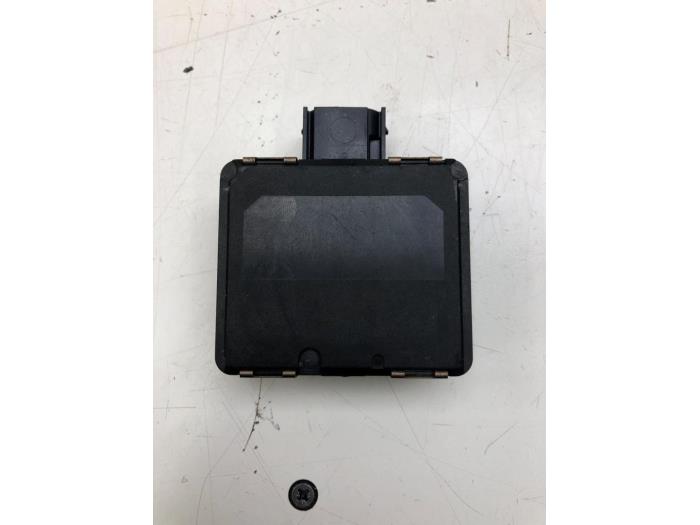Begagnade Radarsensor Volkswagen Golf VII (AUA) 1.4 TSI BlueMotion Technology 125 16V Pris € 208,95 Marginaltabell erbjuds av Wessel Parts & Service B.V.