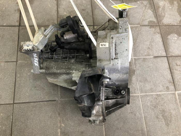 Gebrauchte Getriebe Skoda Citigo 1.0 12V Preis € 628,95 Margenregelung angeboten von Wessel Parts & Service B.V.