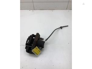 Used Front brake calliper, right BMW X3 (F25) xDrive 20i 2.0 16V Twin Power Turbo Price € 49,00 Margin scheme offered by Autobedrijf G.H. Wessel B.V.