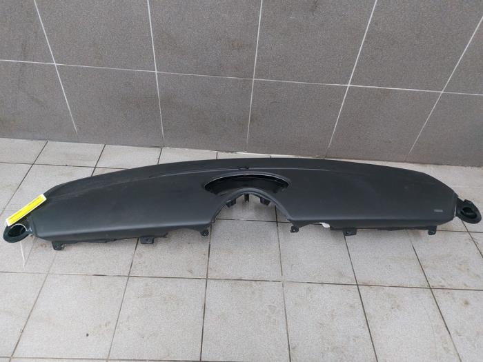 Usados Salpicadero Mini Mini (R56) 1.6 16V Cooper S Precio € 261,45 Norma de margen ofrecido por Wessel Parts & Service B.V.