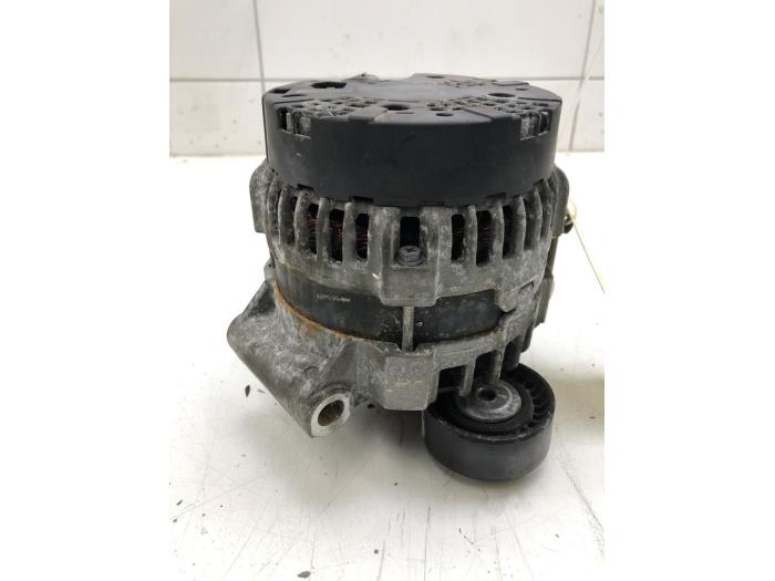 Usagé Dynamo Mini Mini (R56) 1.6 16V Cooper S Prix € 82,95 Règlement à la marge proposé par Wessel Parts & Service B.V.