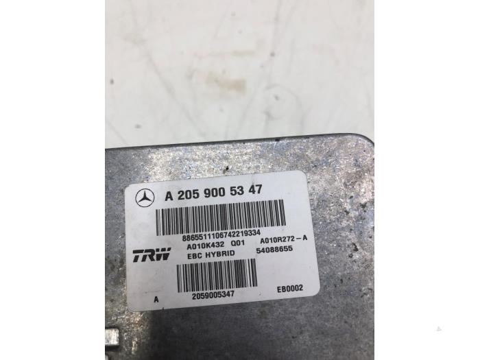 Usagé Bloc ABS Mercedes C Estate (S205) C-300 2.0 Turbo 16V EQ Boost 4-Matic Prix € 313,95 Règlement à la marge proposé par Wessel Parts & Service B.V.