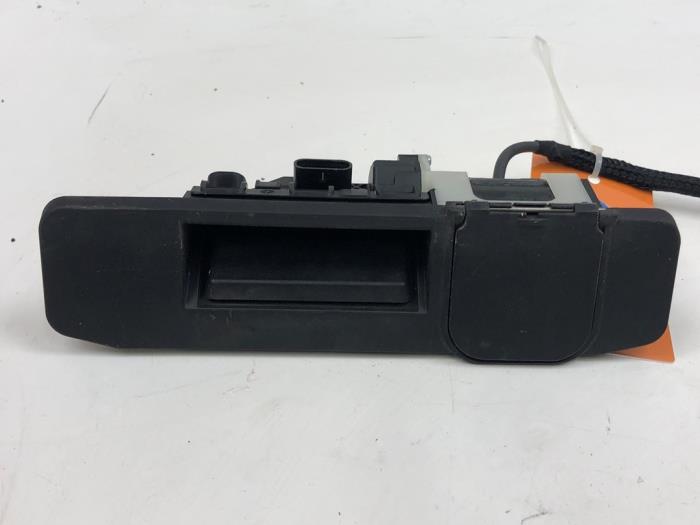 Mercedes W202 Reversing cameras stock | ProxyParts.com