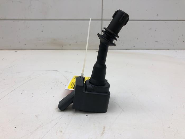 Usagé Bobine Opel Astra K 1.2 Turbo 12V Prix € 30,45 Règlement à la marge proposé par Wessel Parts & Service B.V.