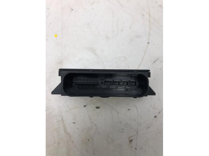 Używane Modul hamulca postojowego BMW X3 (F25) xDrive20d 16V Cena € 61,95 Procedura marży oferowane przez Wessel Parts & Service B.V.