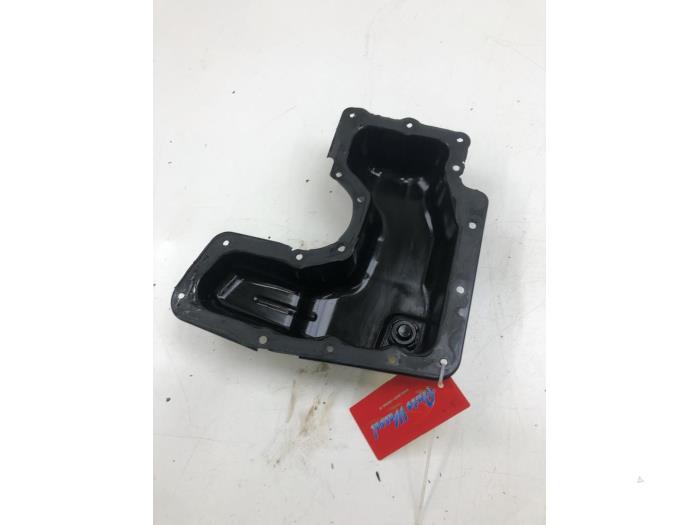 Usagé Couvercle carter Opel Mokka 1.2 Turbo 12V Prix € 51,45 Règlement à la marge proposé par Wessel Parts & Service B.V.