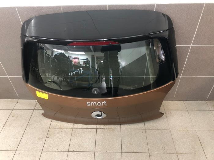 Używane Tylna klapa Smart Forfour (453) 1.0 12V Cena € 210,00 Procedura marży oferowane przez Wessel Parts & Service B.V.