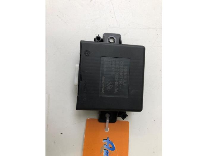 Usados Módulo PDC Smart Forfour (453) 1.0 12V Precio € 72,45 Norma de margen ofrecido por Wessel Parts & Service B.V.