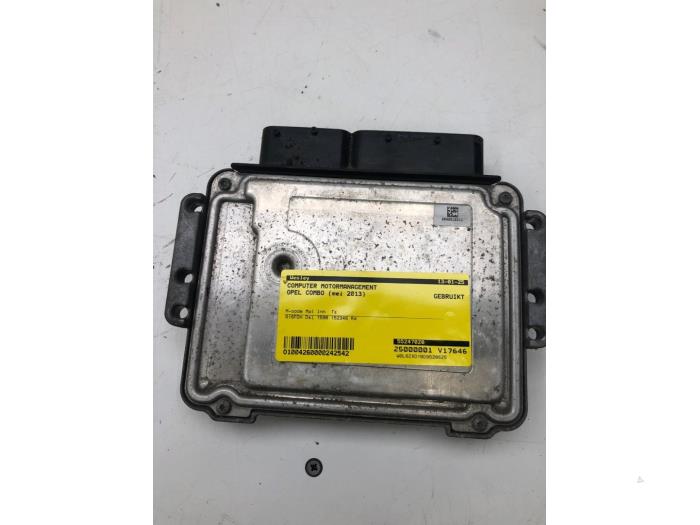 Used Engine management computer Opel Combo 1.6 CDTI 16V Price € 131,25 Margin scheme offered by Wessel Parts & Service B.V.