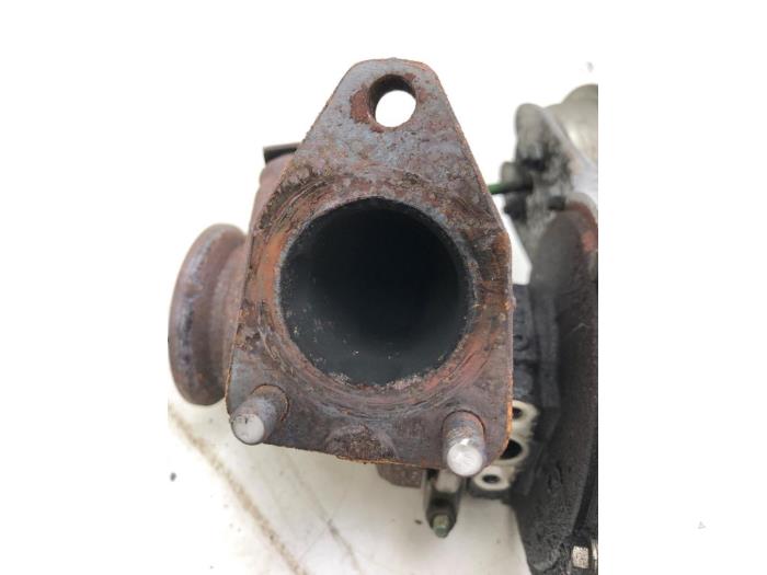 Używane Turbo Opel Combo 1.6 CDTI 16V Cena € 183,75 Procedura marży oferowane przez Wessel Parts & Service B.V.