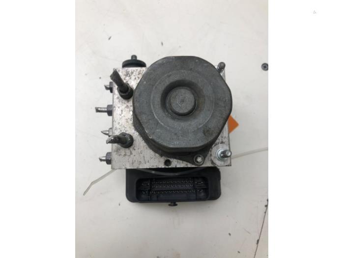 Gebrauchte ABS Pumpe Smart Forfour (453) 1.0 12V Preis € 103,95 Margenregelung angeboten von Wessel Parts & Service B.V.