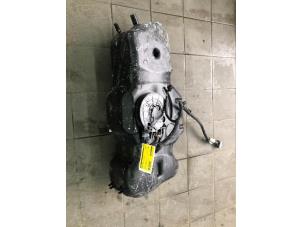 Adblue Tank van een Peugeot Boxer (U9) 2.2 BlueHDi 140 2024