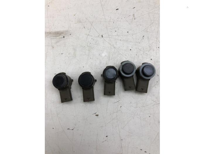 Gebrauchte PDC Sensor Set Audi e-tron (GEN) 55 quattro Preis € 131,25 Margenregelung angeboten von Wessel Parts & Service B.V.