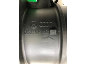 Luftmengenmesser van een Audi Q3 (8UB/8UG) 2.0 16V TFSI 170 Quattro 2013