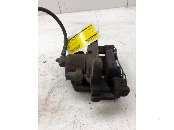 Gebrauchte Bremszange rechts vorne Audi Q3 (8UB/8UG) 2.0 16V TFSI 170 Quattro Preis € 51,45 Margenregelung angeboten von Wessel Parts & Service B.V.