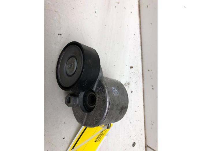 Gebrauchte Spanrolle multiriem MAN TGE 2.0 TDI Preis € 36,75 Margenregelung angeboten von Wessel Parts & Service B.V.