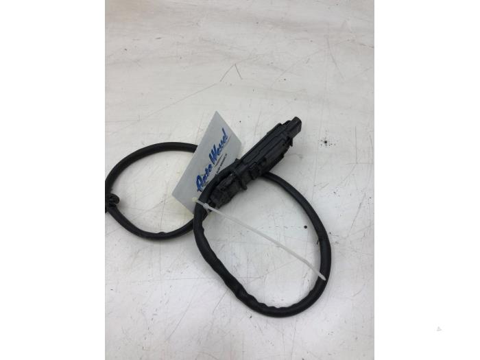Usados Sensor Nox MAN TGE 2.0 TDI Precio € 208,95 Norma de margen ofrecido por Wessel Parts & Service B.V.
