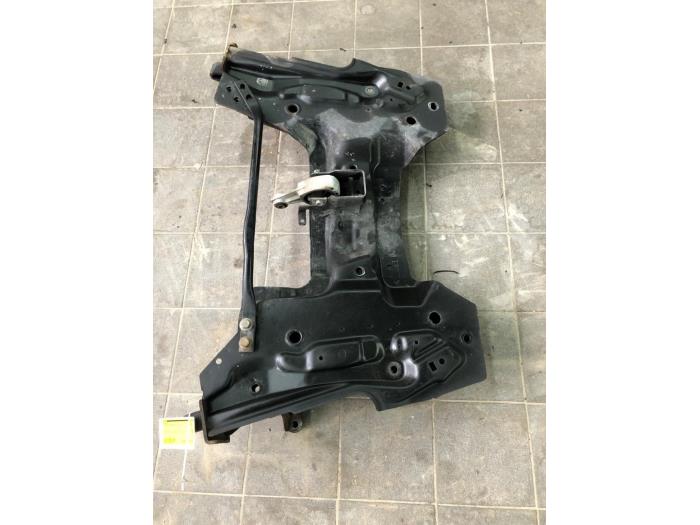 Gebrauchte Unterrahmen Citroen C3 Aircross I (2C/2R) 1.2 e-THP PureTech 110 Preis € 208,95 Margenregelung angeboten von Wessel Parts & Service B.V.