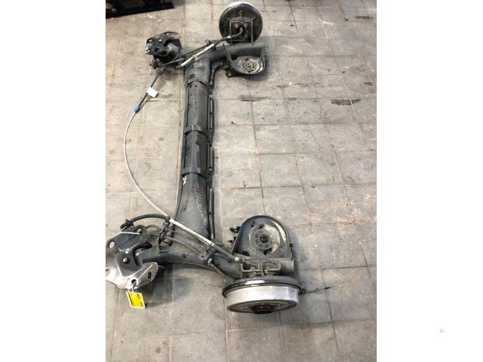 Gebrauchte Hinterachse Vorderradantrieb Renault Kangoo (RK..) 1.3 TCE 100 16V Preis € 576,45 Margenregelung angeboten von Wessel Parts & Service B.V.