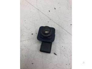 Begagnade Backkamera Landrover Range Rover Evoque (LVJ/LVS) 2.2 TD4 16V 5-drs. Pris € 175,00 Marginaltabell erbjuds av Wessel Parts & Service B.V.