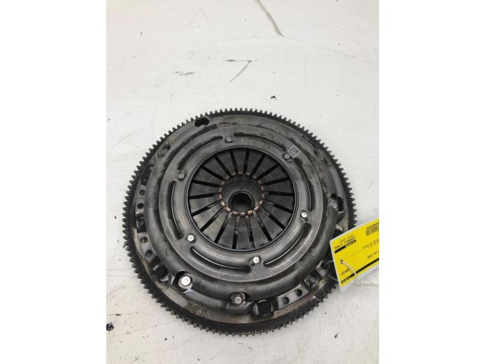 Used Flywheel Skoda Fabia III (NJ3) 1.0 12V Price € 103,95 Margin scheme offered by Wessel Parts & Service B.V.