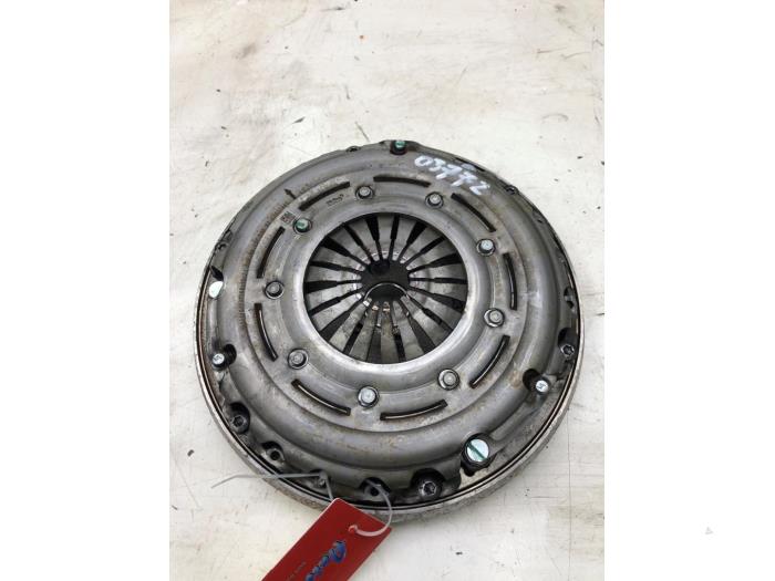 Used Flywheel Opel Corsa F (UB/UH/UP) 1.2 Turbo 12V 100 Price € 208,95 Margin scheme offered by Wessel Parts & Service B.V.