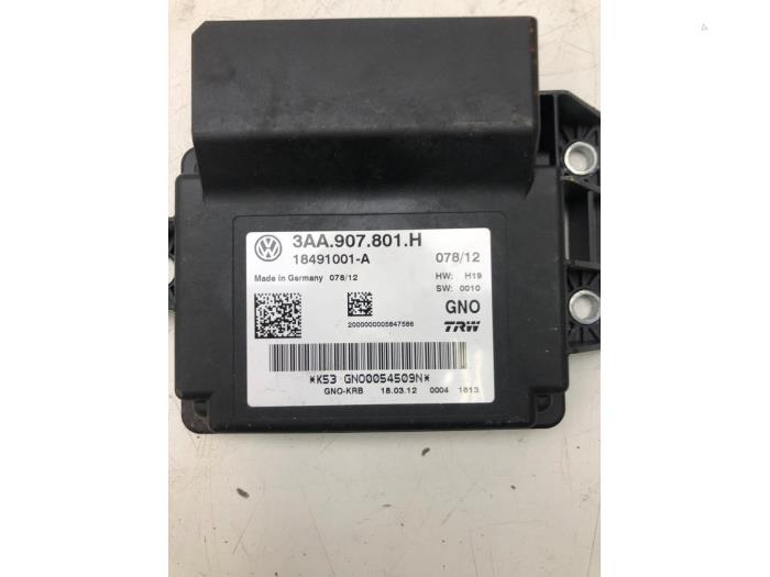 Używane Modul hamulca postojowego Audi Q3 (8UB/8UG) 2.0 16V TFSI 170 Quattro Cena € 40,95 Procedura marży oferowane przez Wessel Parts & Service B.V.