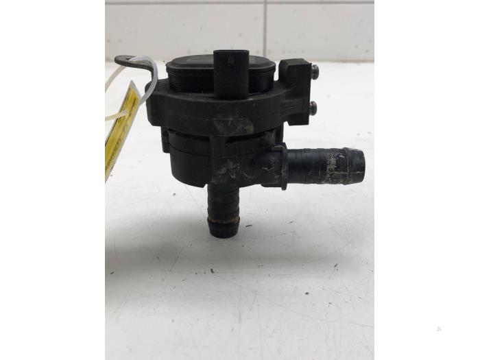Begagnade Vattenpump Ford Transit 2.0 TDCi 16V Eco Blue 105 RWD Pris € 51,45 Marginaltabell erbjuds av Wessel Parts & Service B.V.