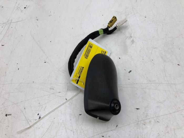 Używane Antena Jeep Compass II (MP) 2.0 Multijet II 170 16V 4x4 Cena € 93,45 Procedura marży oferowane przez Wessel Parts & Service B.V.